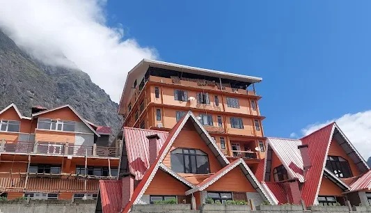 Baizus The Sapphire Resort